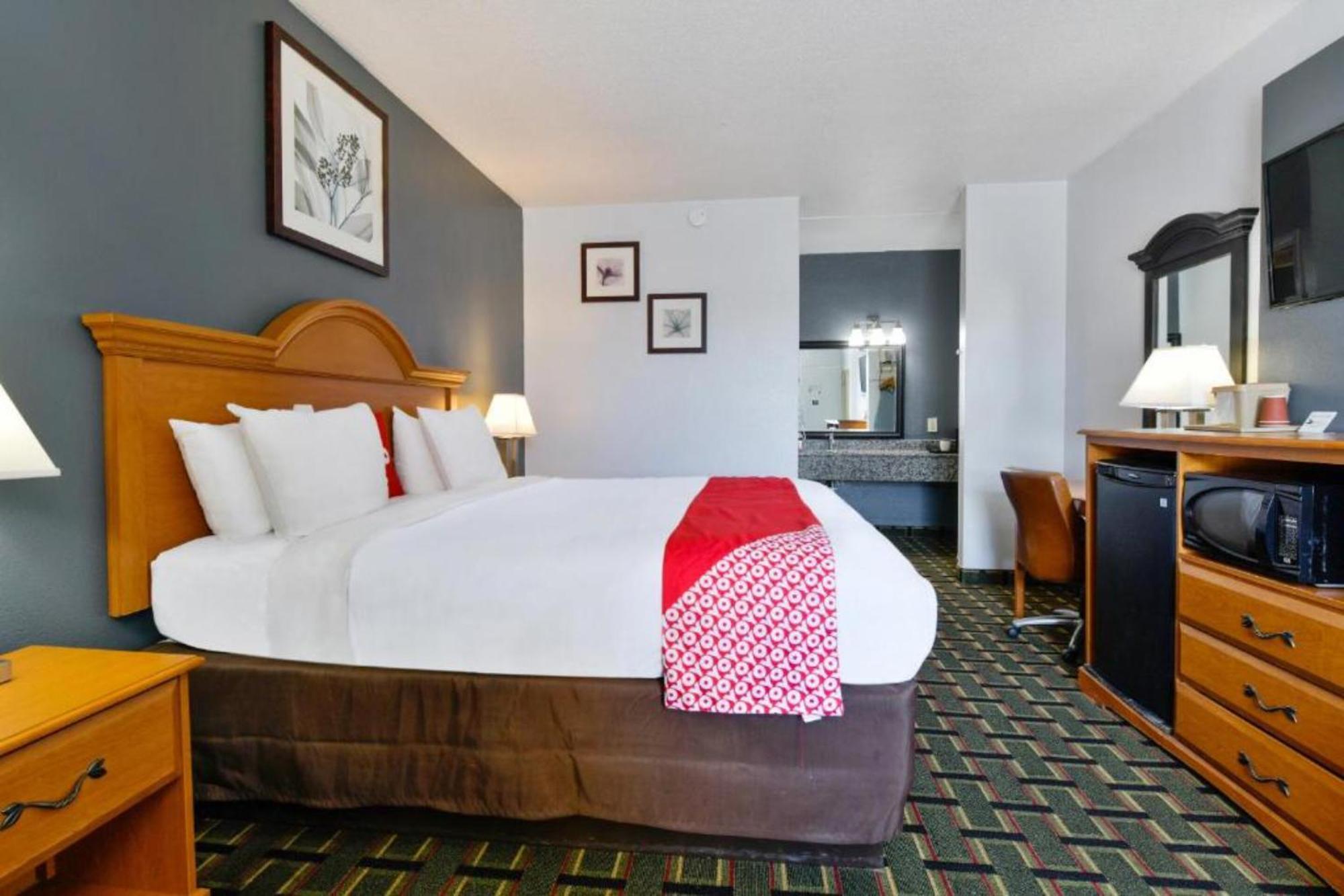 Oyo Hotel Lake Park - Valdosta Area Luaran gambar